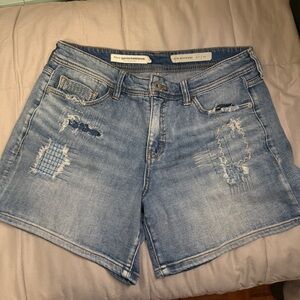 Anthropologie Jeans Shorts Pilcro Slim Boyfriend Shorts Distressed Size 28